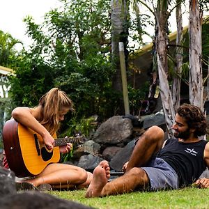 Backpackers By The Bay